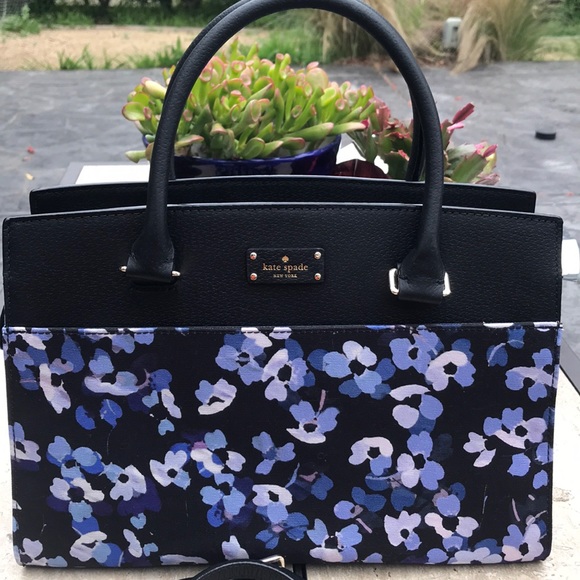 kate spade Handbags - Beautiful Kate Spade  CALEY Satchel/Crossbody♥️♠️
